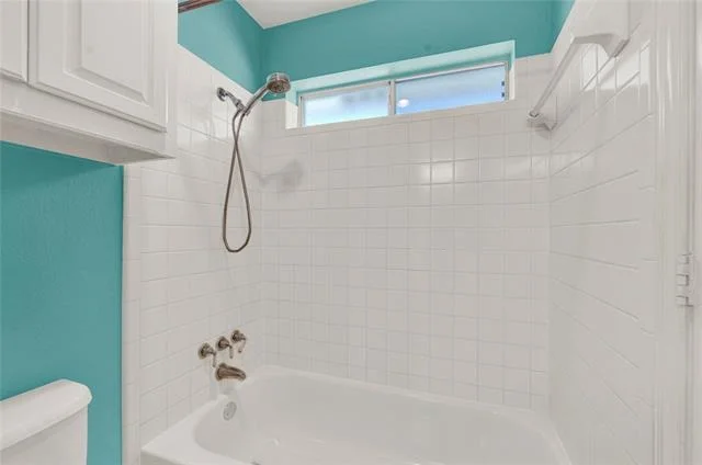 Photo of 910 Lahinch Circle