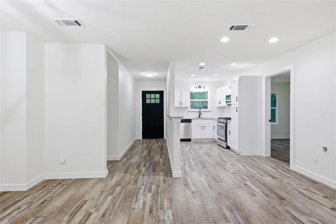 Photo of 119 South Drive