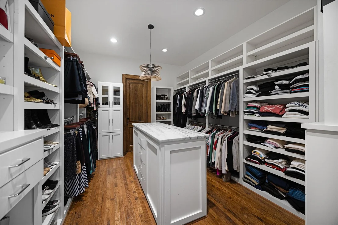 Photo of 3517 Mockingbird Lane