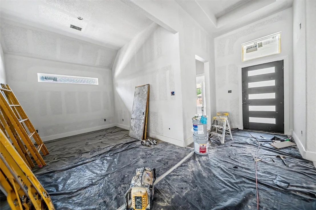 Photo of 511 Armstrong Road