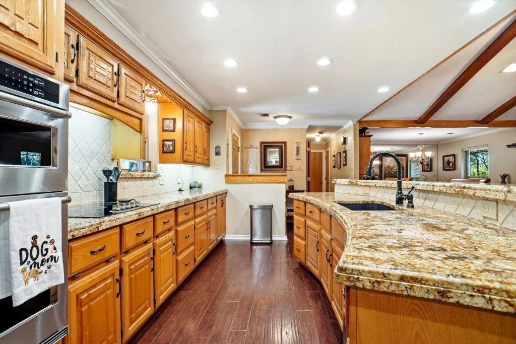 Photo of 665 Private Road 5881