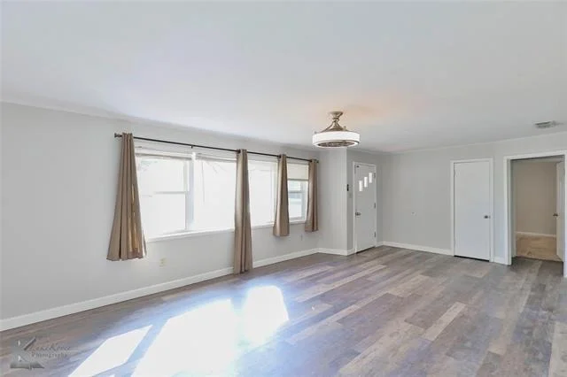 Photo of 1066 Westridge Drive