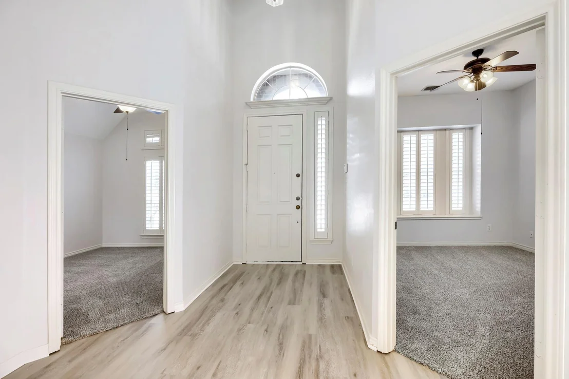 Photo of 8622 Forest Glen Drive