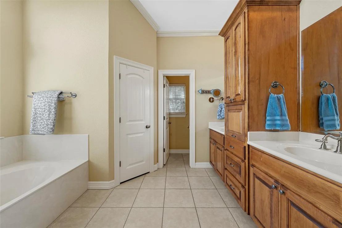 Photo of 230 Hali Brooke Drive