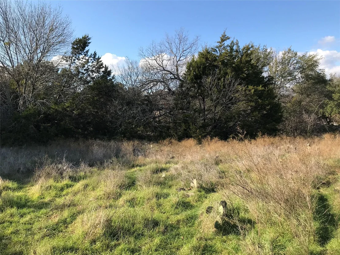 Photo of 1414 Lakeside Trail