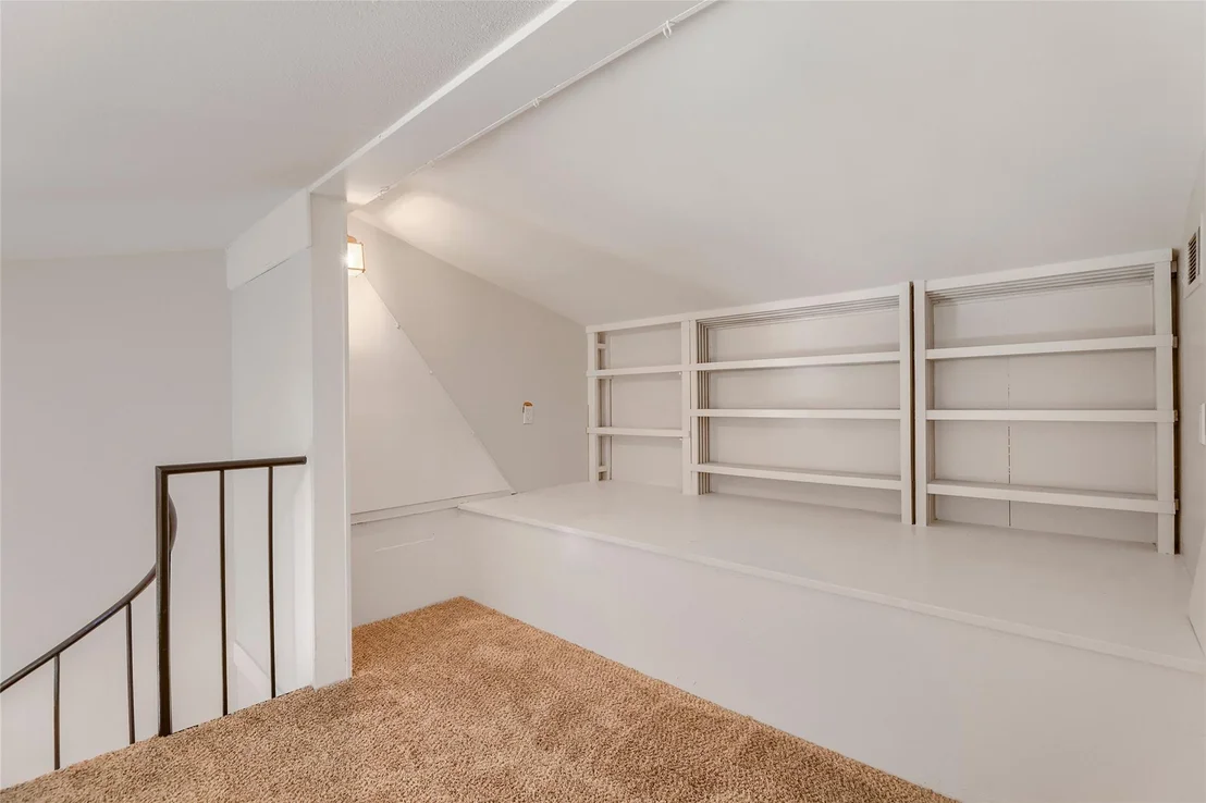 Photo of 6639 Roundrock Road