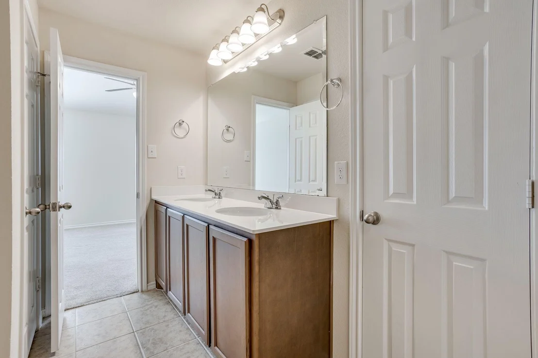 Photo of 209 Balcones Drive