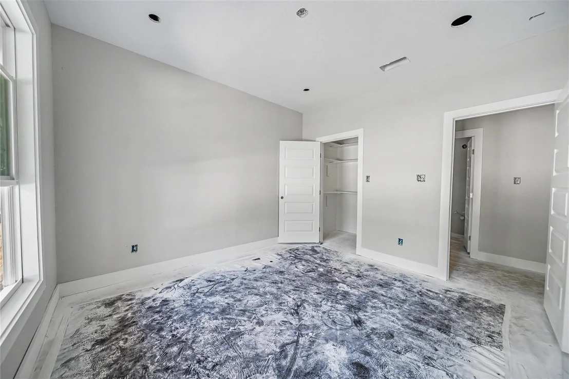Photo of 513 Armstrong Road