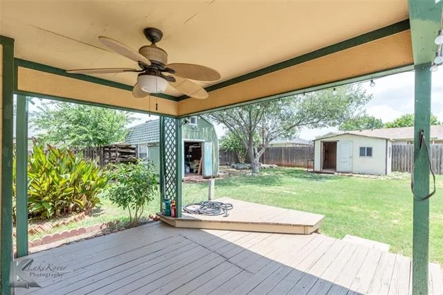 Photo of 809 Chanticleers Lane