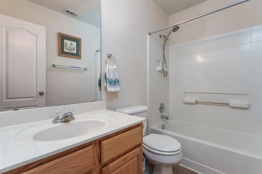 Photo of 6633 Chalk River Drive