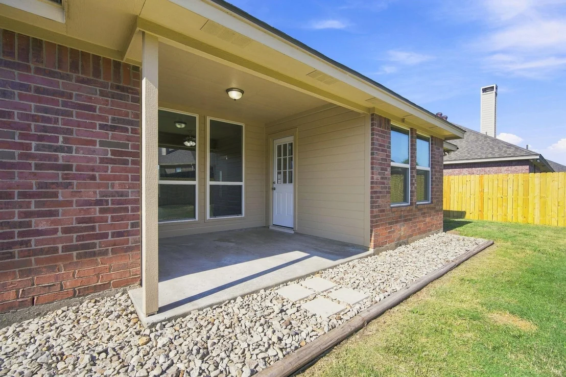 Photo of 1720 Lakeway Drive