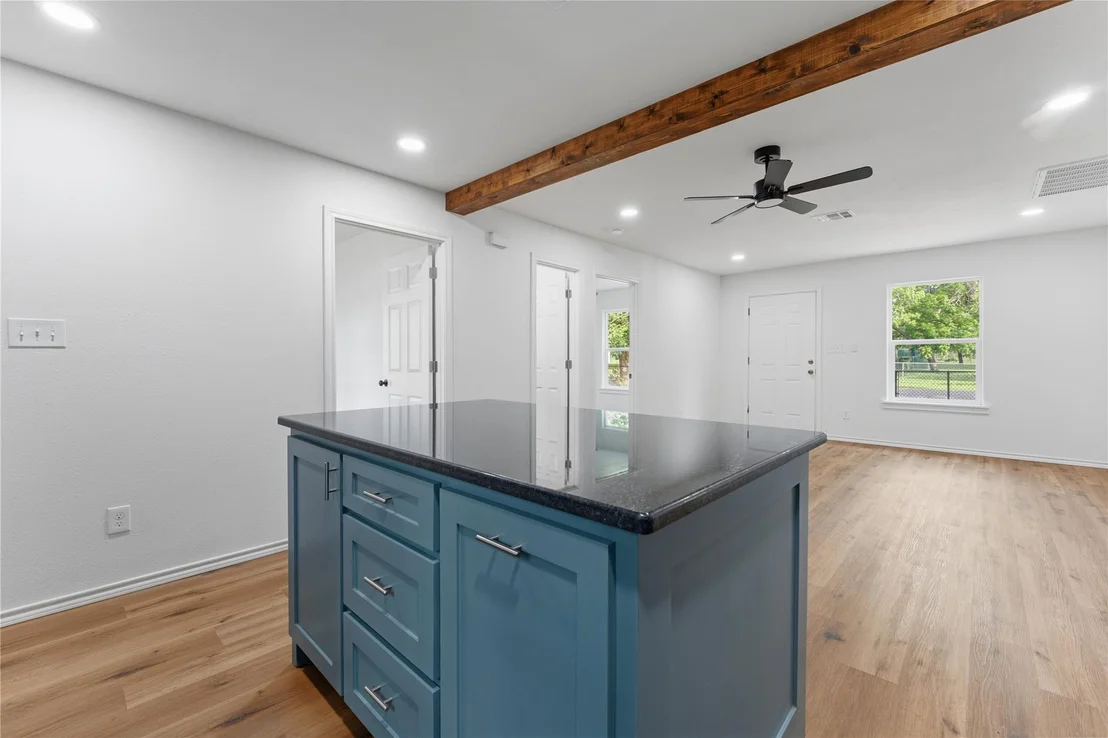 Photo of 2732 Mckenzie Avenue