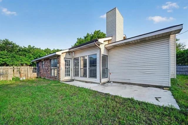 Photo of 6217 Fairlane Drive