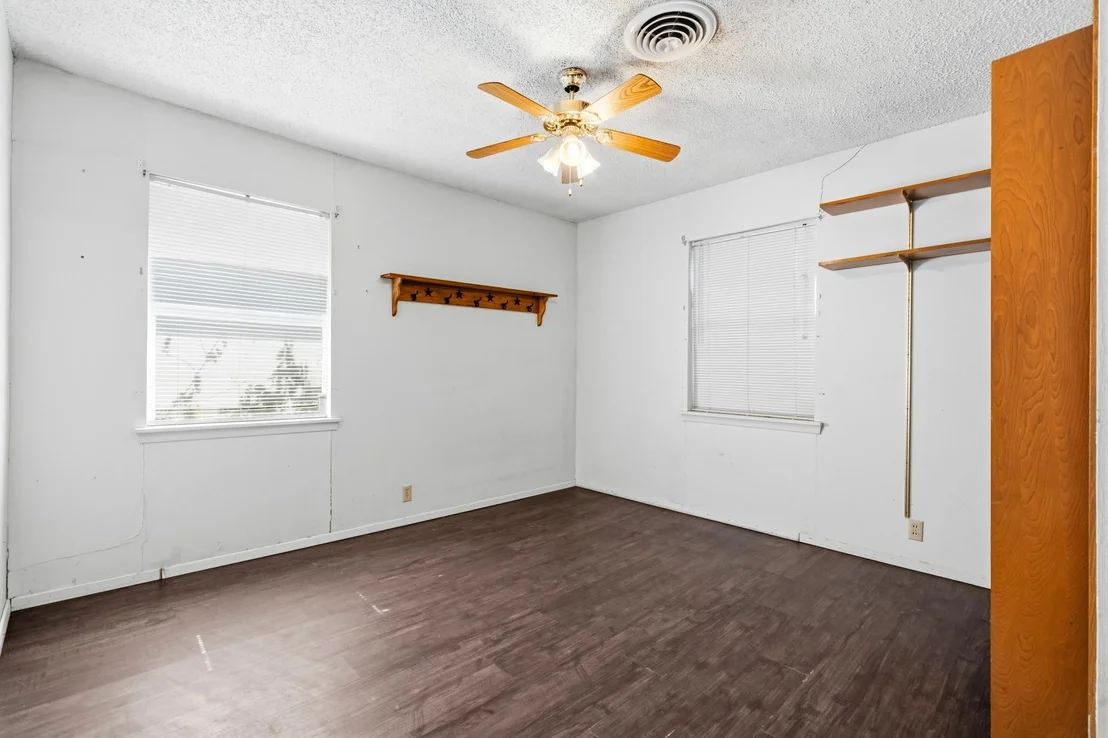 Photo of 104 Forest Lane