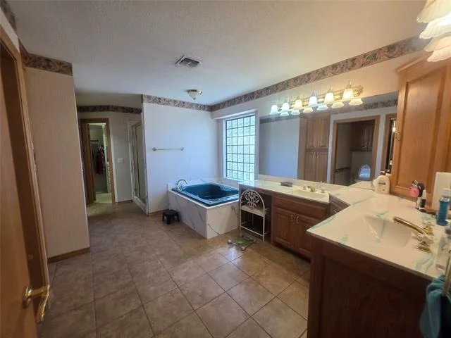 Photo of 1404 Roanoake Drive