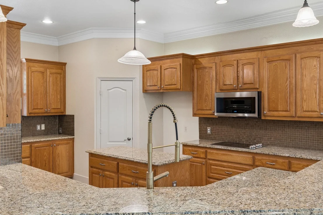 Photo of 3884 County Road 401