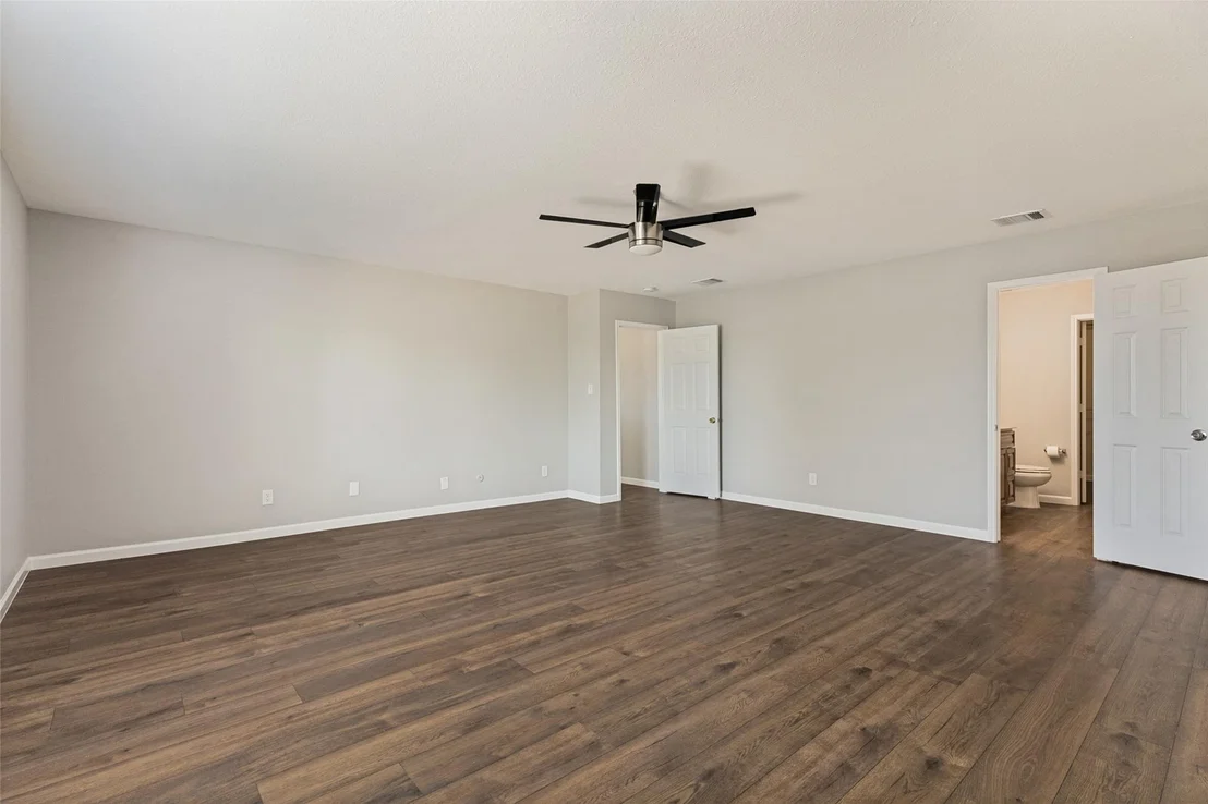 Photo of 1004 Triple Crown Drive