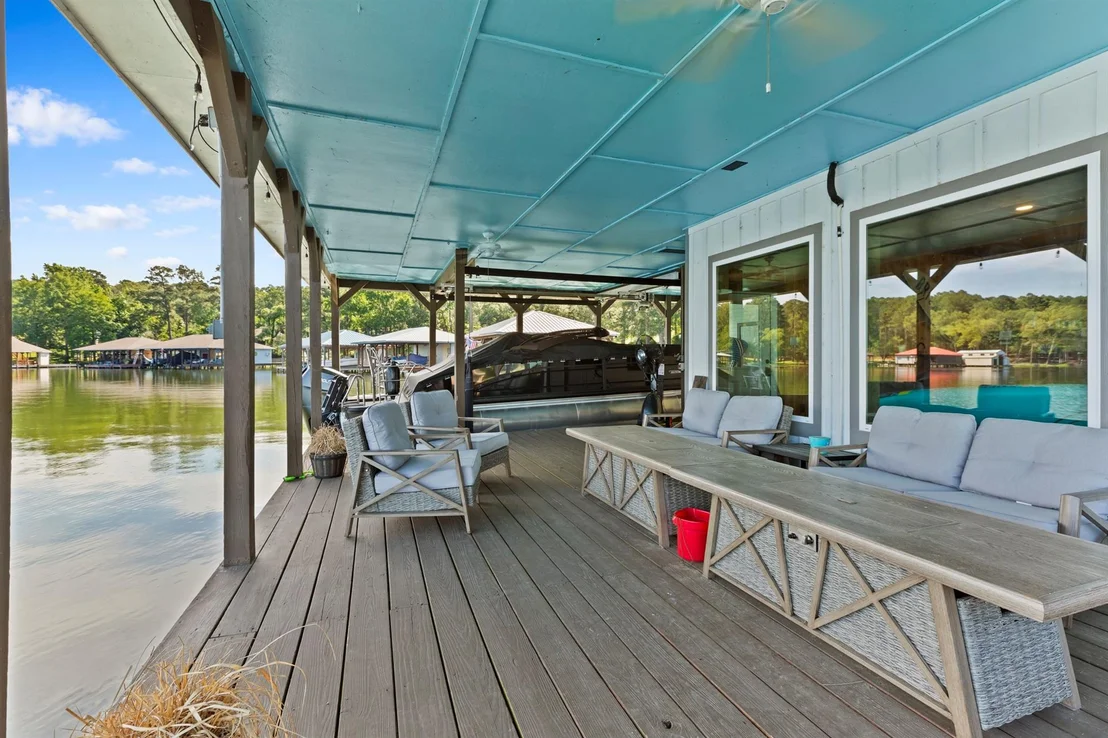 Photo of 18630 Eastside Road