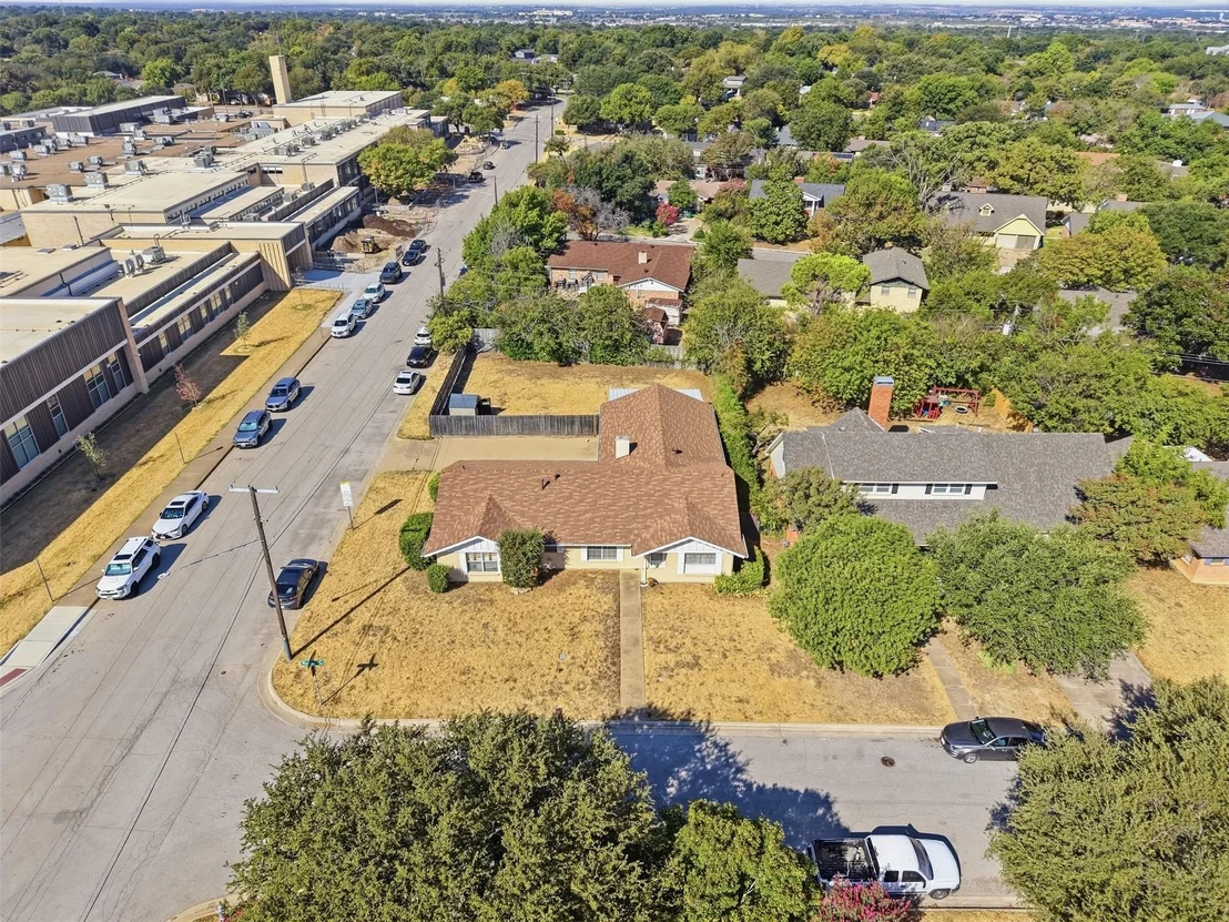 Photo of 5682 Worrell Drive