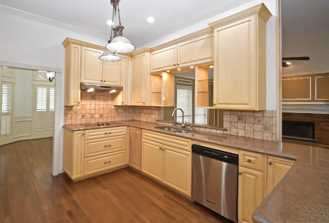 Photo of 2902 Live Oak Drive