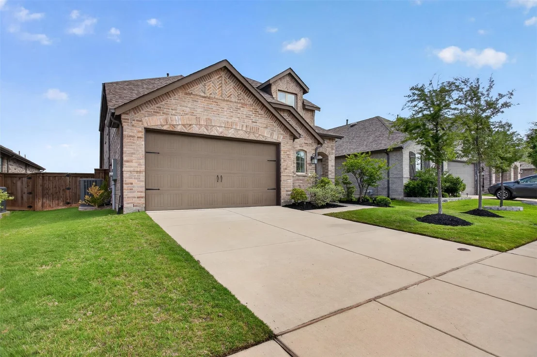 Photo of 629 Claverton Lane
