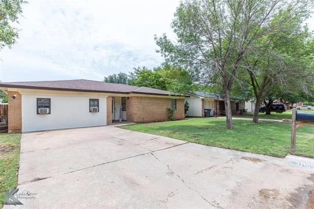 Photo of 3701 Varsity Lane