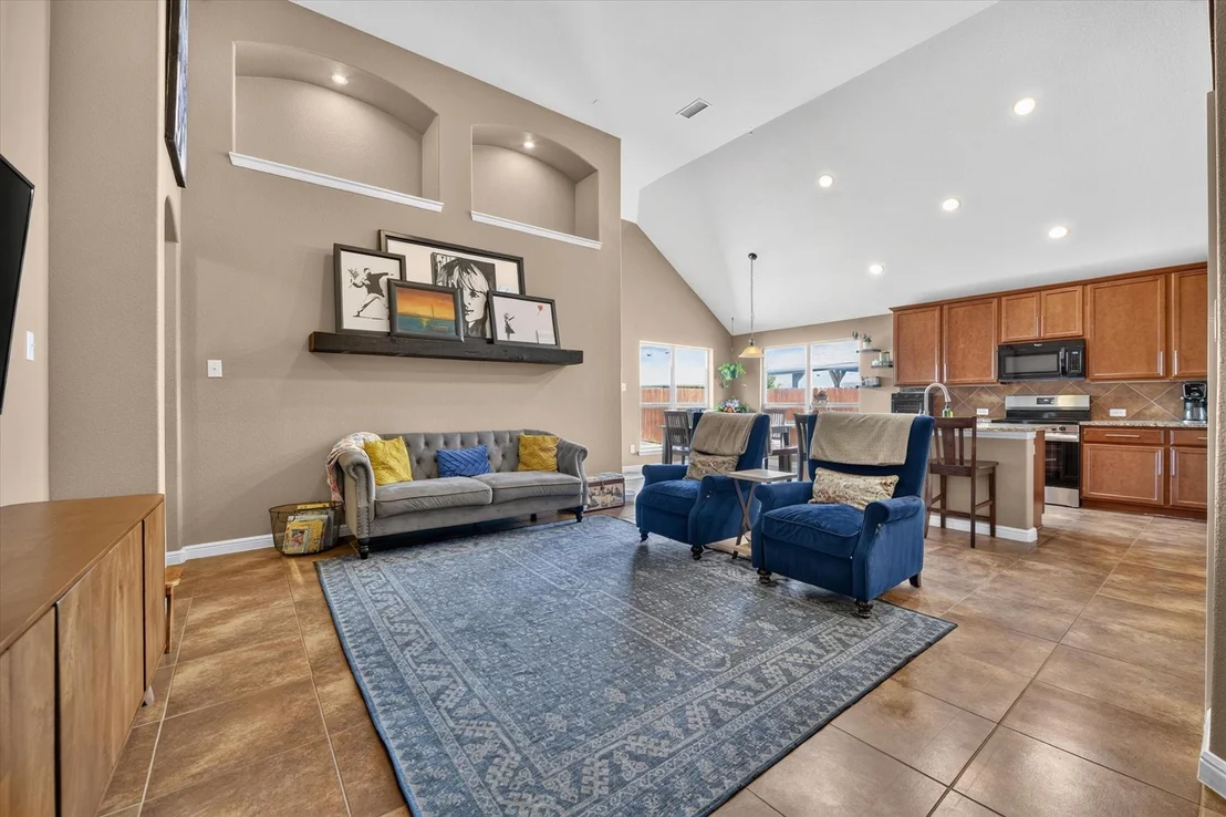 Photo of 424 Foxcraft Drive