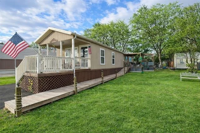Photo of 141 Little River Bend