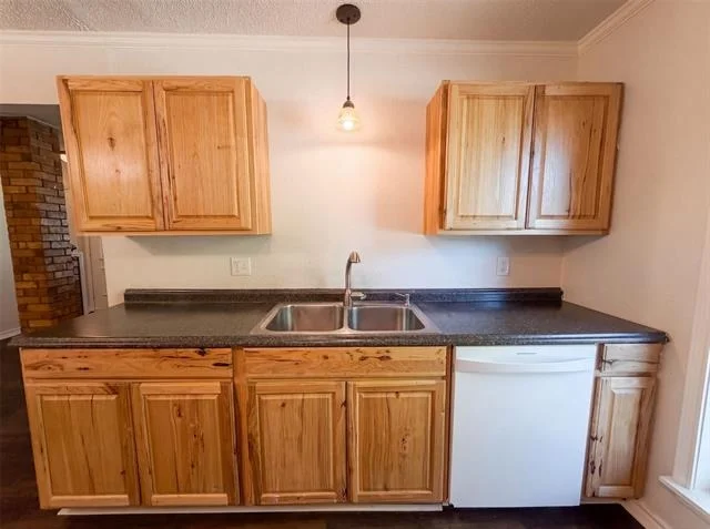 Photo of 1406 Tad Street