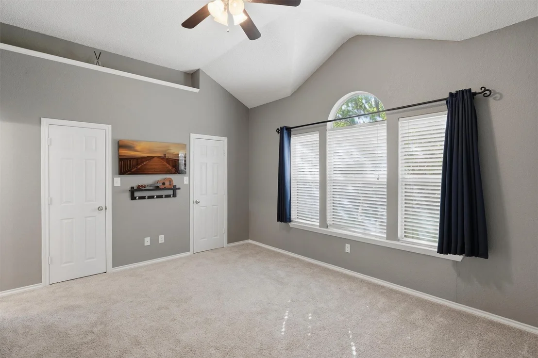 Photo of 609 Carette Drive