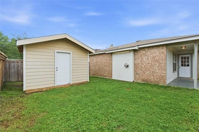 Photo of 604 Bluejay Drive