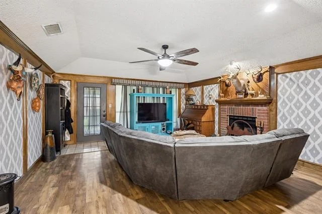 Photo of 301 Southlake Drive