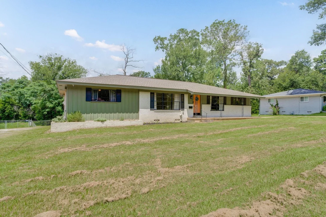 Photo of 137 Gardner Drive