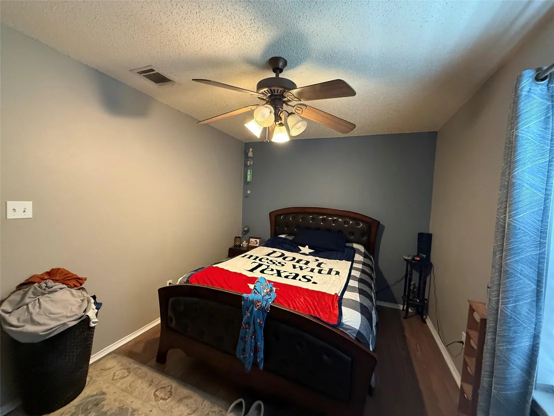 Photo of 1004 Clover Street
