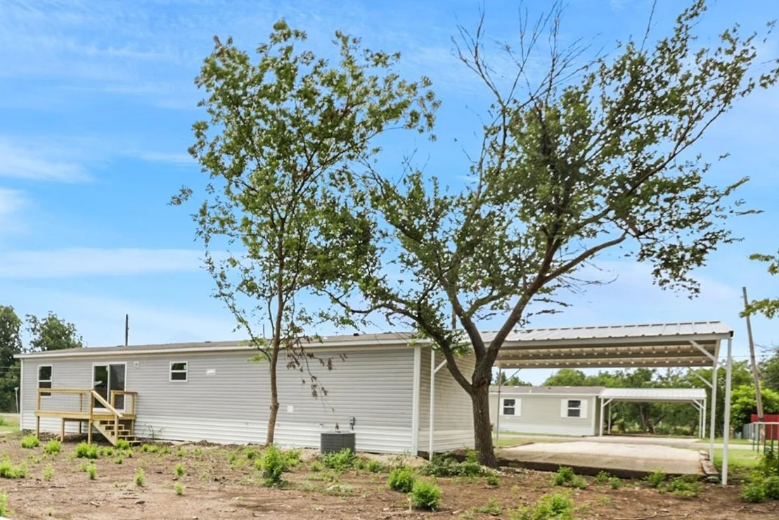 Photo of 708 W 8th Street