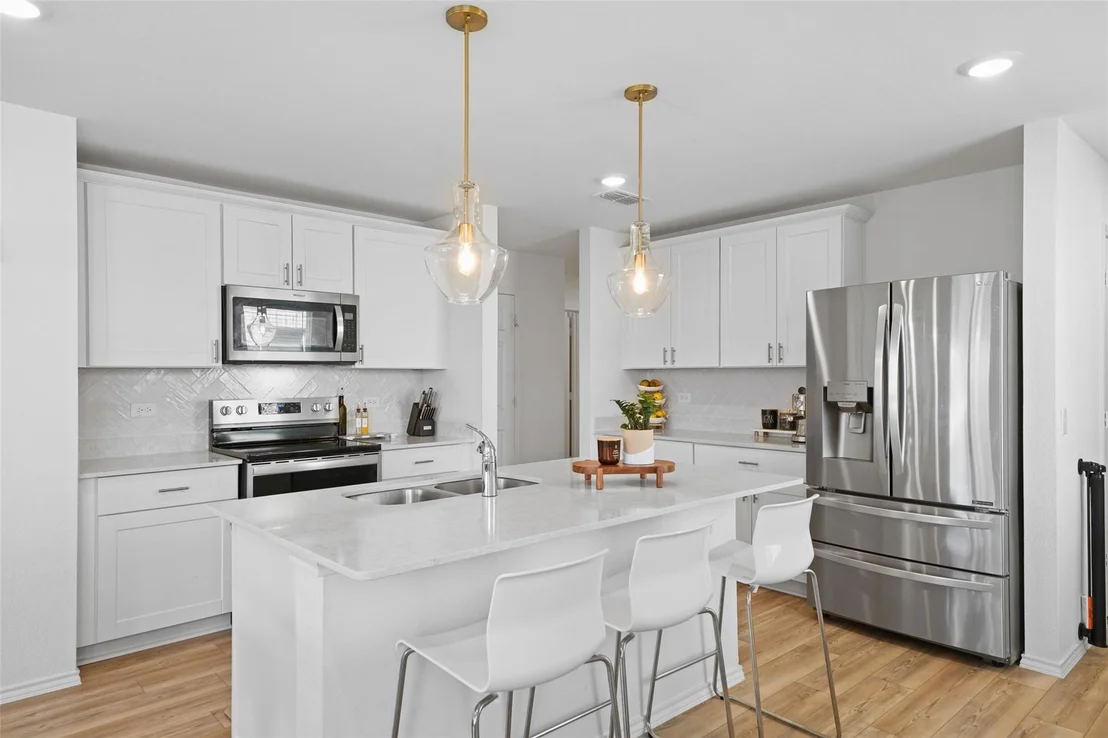 Photo of 2065 Henrietta Drive