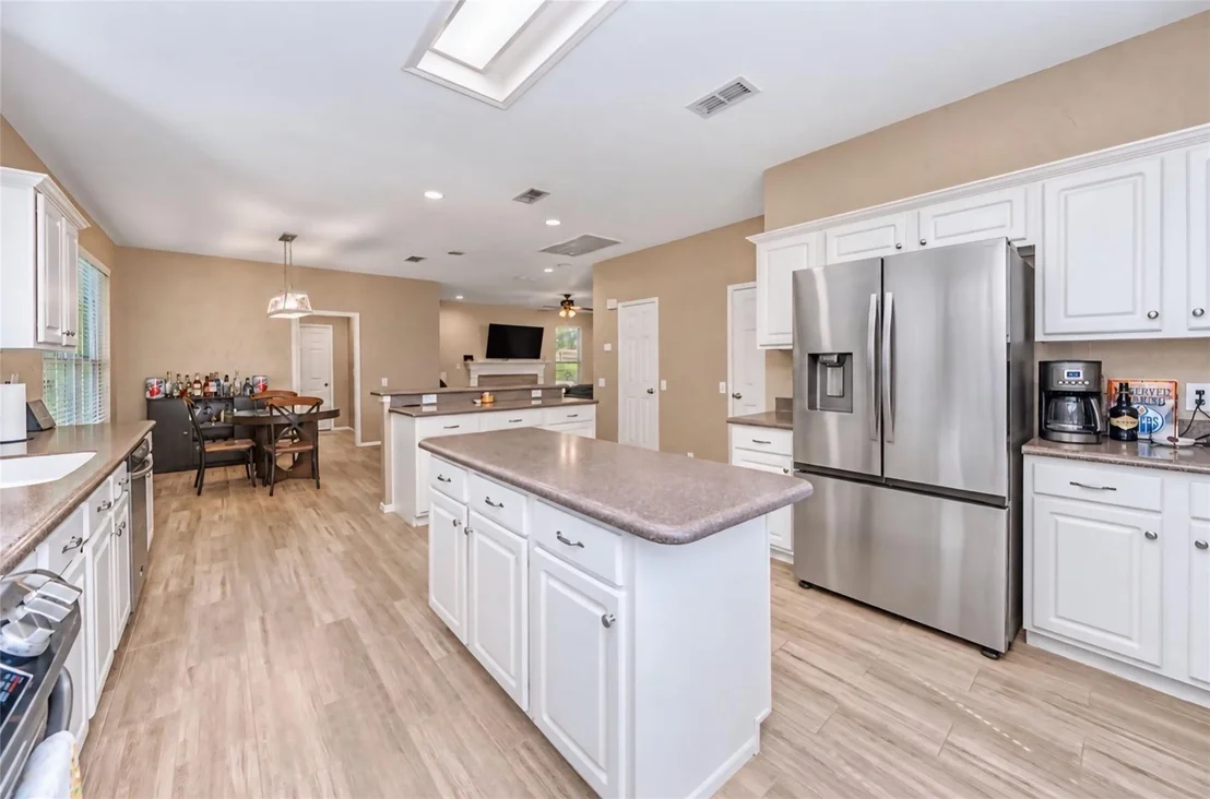 Photo of 1808 Lacey Oak Lane