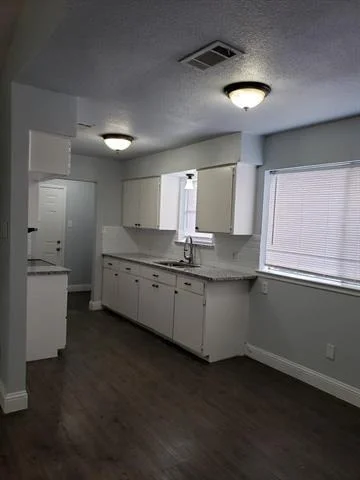 Photo of 623 Blue Grass Drive