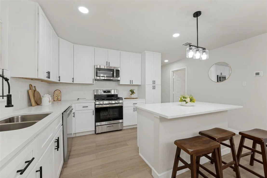 Photo of 112 Oriole Drive