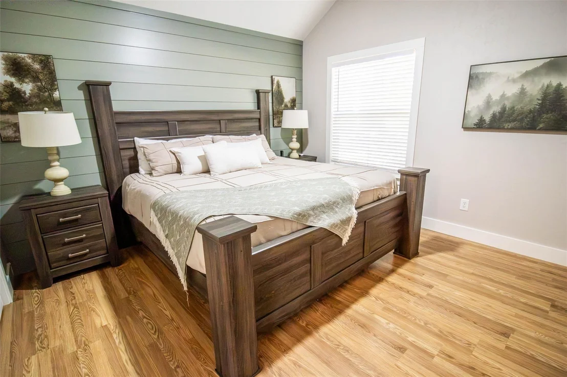 Photo of 237 Lakeview Circle