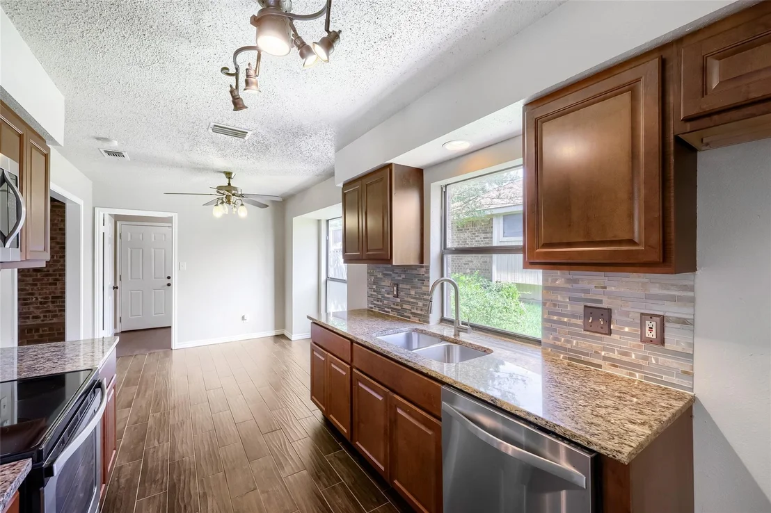 Photo of 1701 Paxton Drive