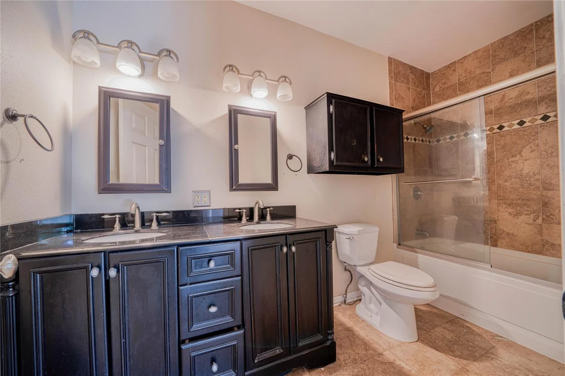 Photo of 1006 Rikkity Lane
