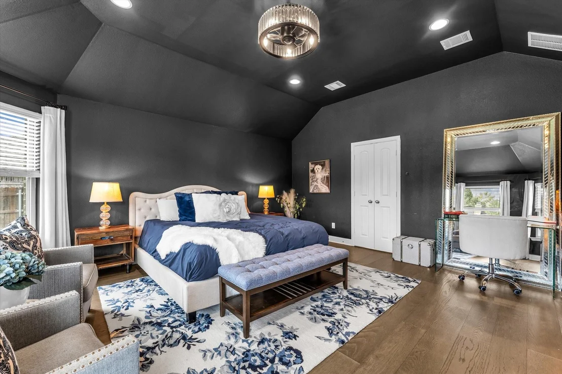 Photo of 1317 Ridgeview Drive