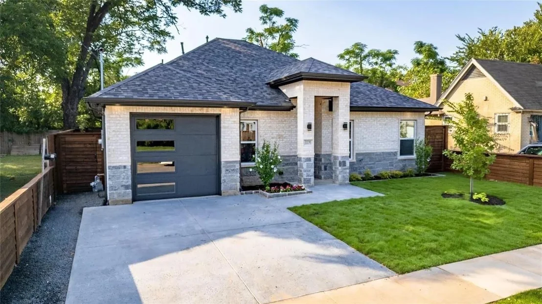 Photo of 2230 Garden Drive