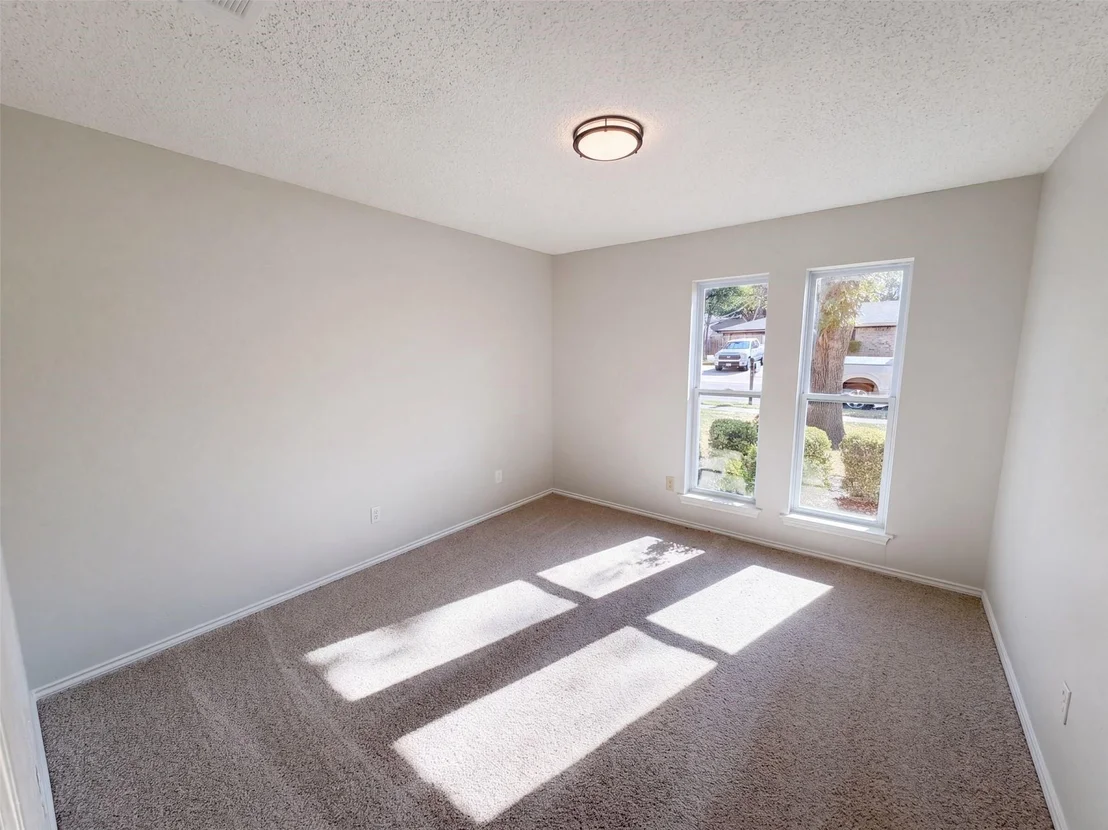 Photo of 2209 Mountainview Drive
