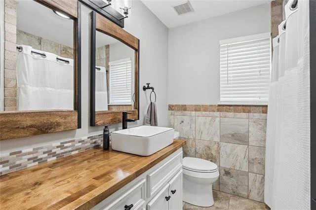 Photo of 139 Moses Manor Drive