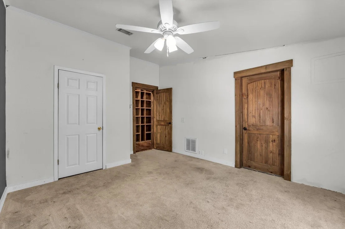 Photo of 245 Windmill Lane