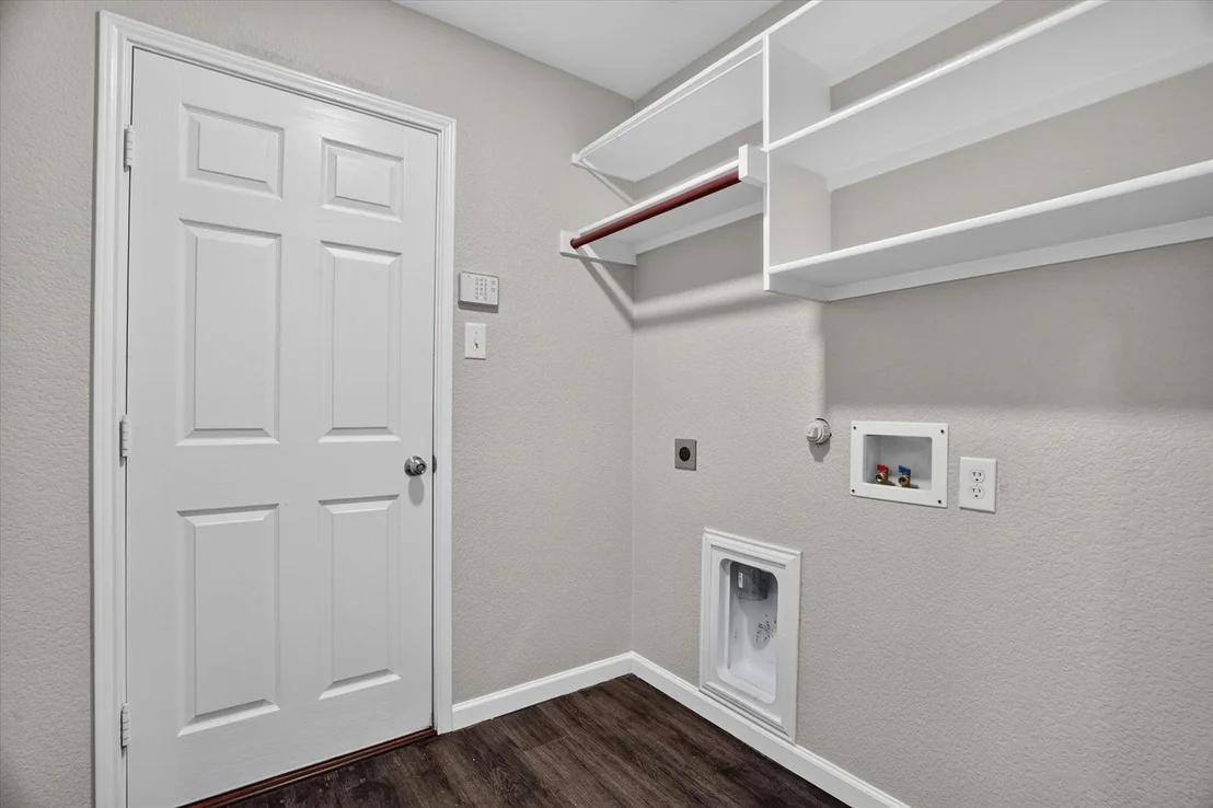 Photo of 817 Peach Lane