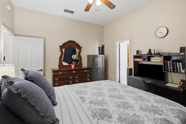 Photo of 708 Hillcrest Drive