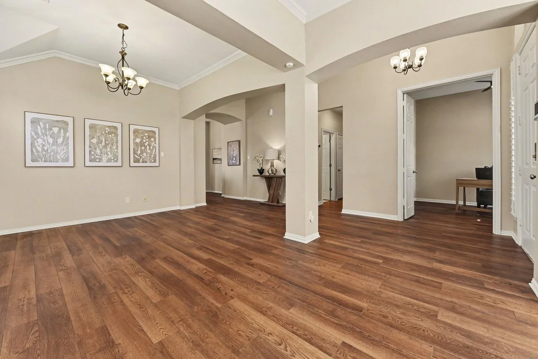 Photo of 401 Stonebridge Circle